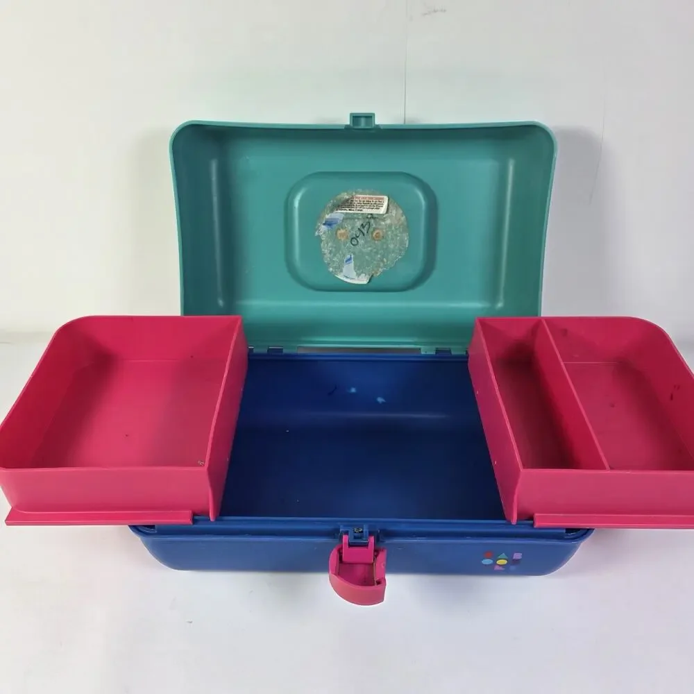 Caboodles add splash